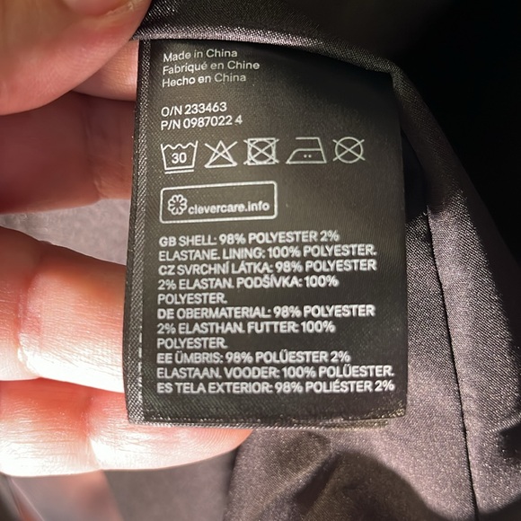 H&M Men's Tie Dye Classic Fit Blazer. Size: Large - Picture 7 of 12